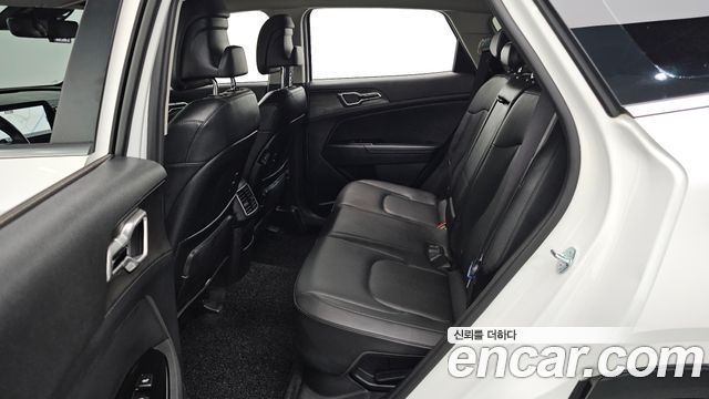 Kia Sportage 2023 — photo 16