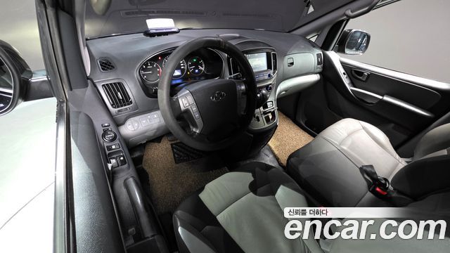 Hyundai Starex 2019 — photo 7