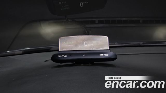 Hyundai Starex 2019 — photo 17