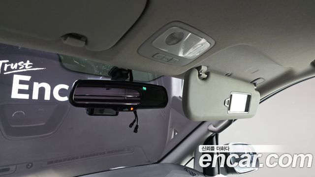 Hyundai Starex 2019 — photo 19