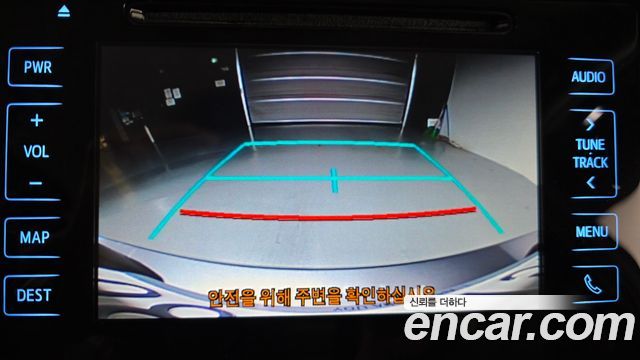 Toyota Prius 2018 — photo 15