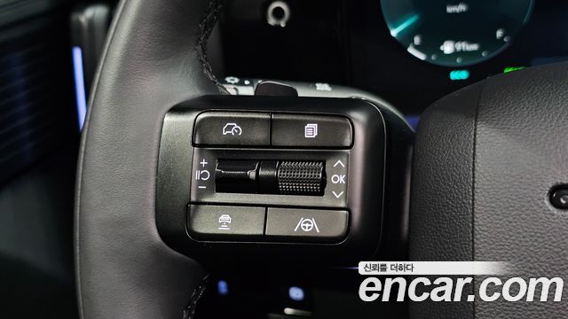 Hyundai Santafe 2025 — photo 22