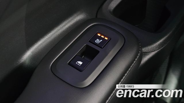 Hyundai Santafe 2025 — photo 24