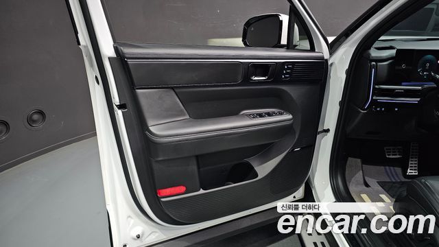 Hyundai Santafe 2025 — photo 14