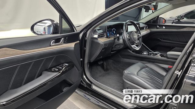 Kia K5 2023 — photo 13