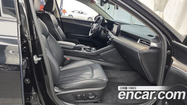 Kia K5 2023 — photo 16
