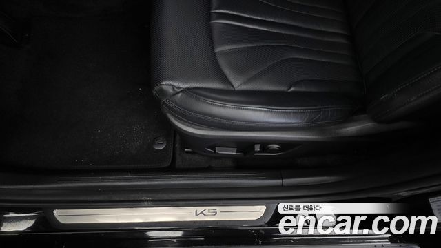 Kia K5 2023 — photo 31