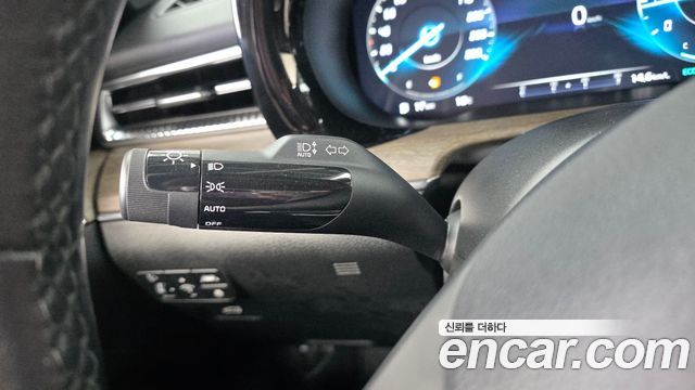 Kia K5 2023 — photo 34