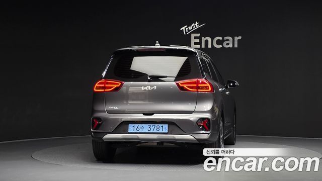Kia Niro 2024 — photo 4