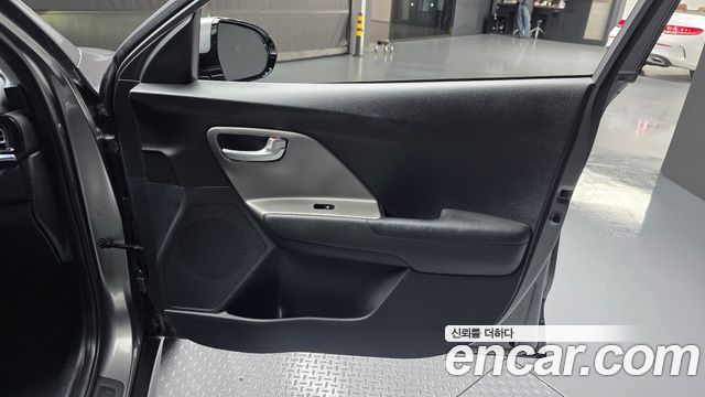 Kia Niro 2024 — photo 15