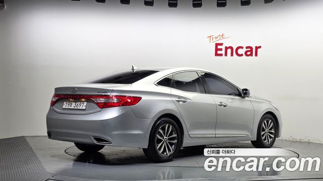 Hyundai Grandeur 2012 — photo 2
