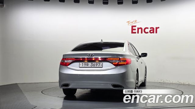 Hyundai Grandeur 2012 — photo 4