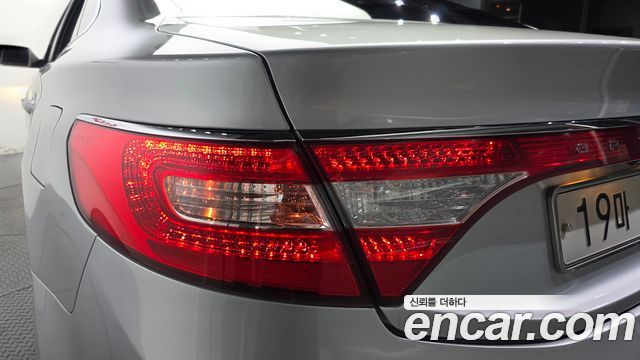 Hyundai Grandeur 2012 — photo 9