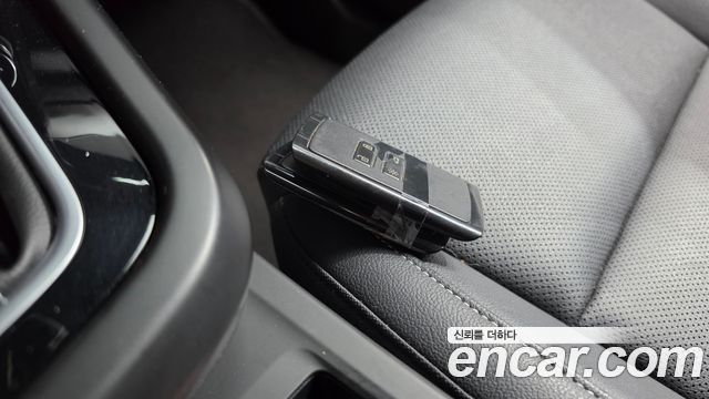 Renault Korea XM3 2023 — photo 29