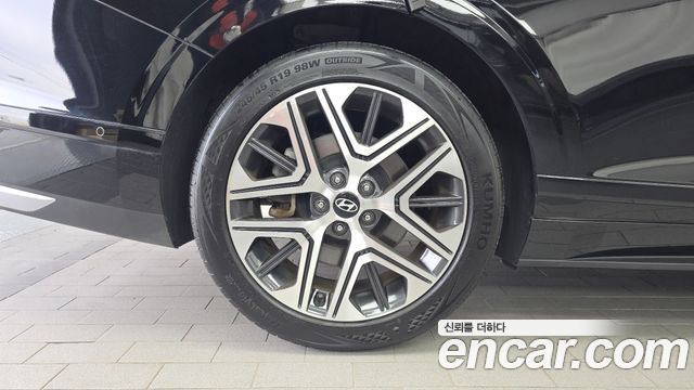 Hyundai Grandeur 2023 — photo 5