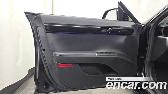 Hyundai Grandeur 2023 — photo 14