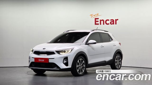 Kia Stonic 2018 — photo 1