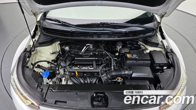 Kia Stonic 2018 — photo 6