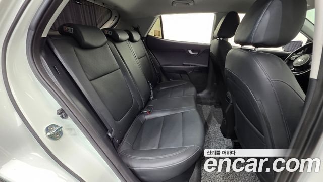 Kia Stonic 2018 — photo 19