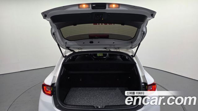 Kia Stonic 2018 — photo 20