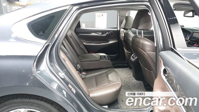 Hyundai Grandeur 2018 — photo 18