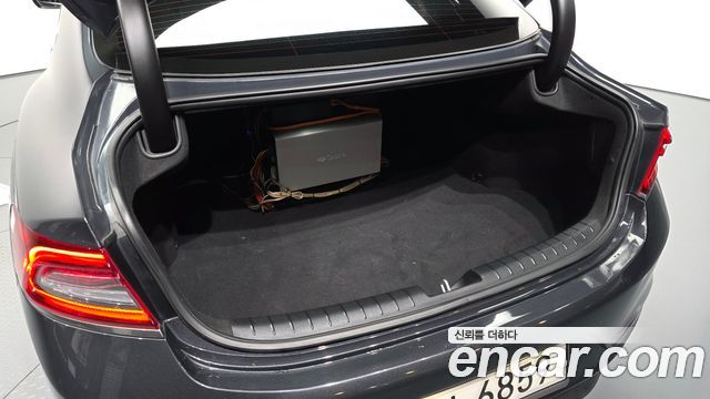 Hyundai Grandeur 2018 — photo 27