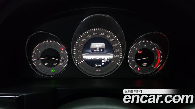 Mercedes-Benz GLK-Class 2013 — photo 11