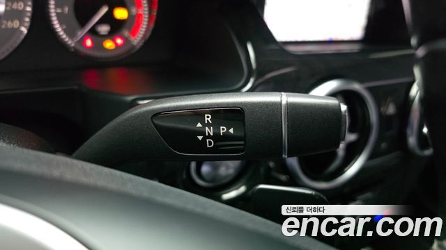 Mercedes-Benz GLK-Class 2013 — photo 12
