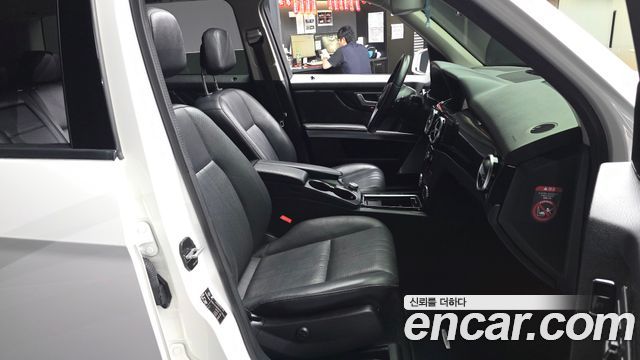 Mercedes-Benz GLK-Class 2013 — photo 17