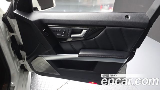 Mercedes-Benz GLK-Class 2013 — photo 14