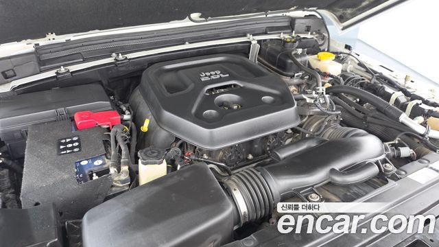 Jeep Wrangler 2020 — photo 6