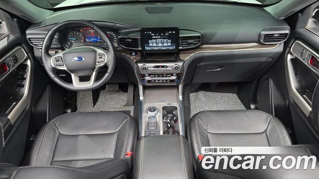 Ford Explorer 2020 — photo 10