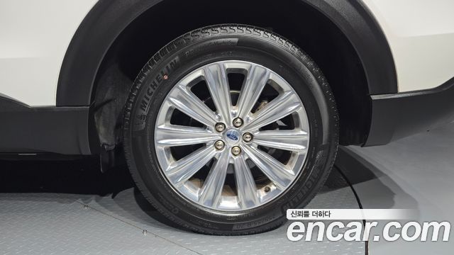Ford Explorer 2020 — photo 7