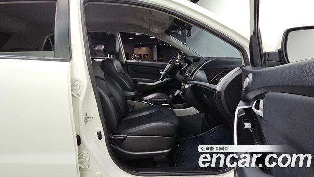 KG Mobility KORANDO 2017 — photo 17