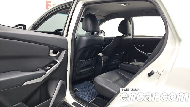 KG Mobility KORANDO 2017 — photo 16