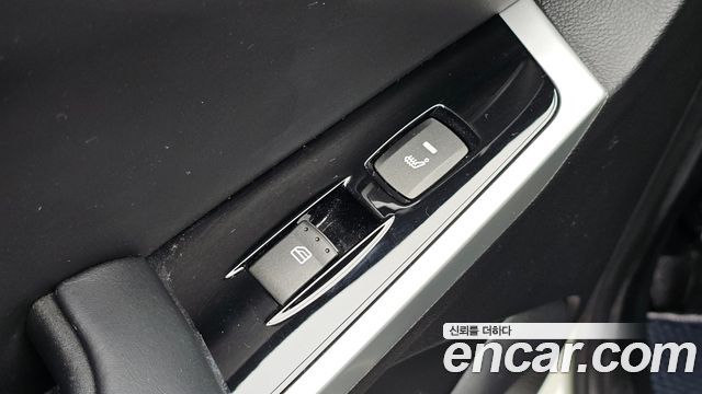 KG Mobility KORANDO 2017 — photo 29