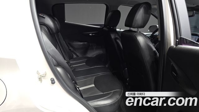Chevrolet Korea Spark 2019 — photo 18
