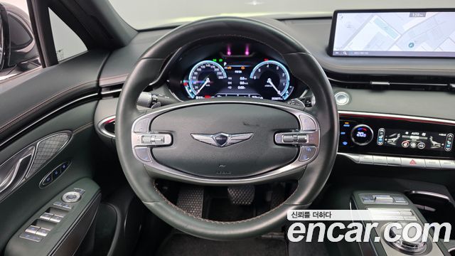 Genesis GV70 2021 — photo 13