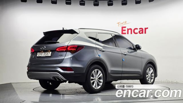 Hyundai Santafe 2018 — photo 2