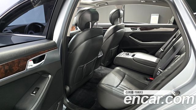 Hyundai Genesis 2015 — photo 11