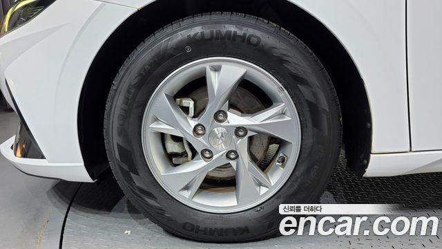 Hyundai AVANTE 2021 — photo 5