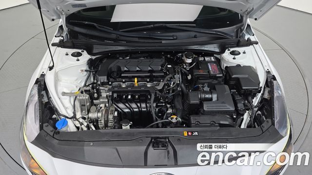 Hyundai AVANTE 2021 — photo 6