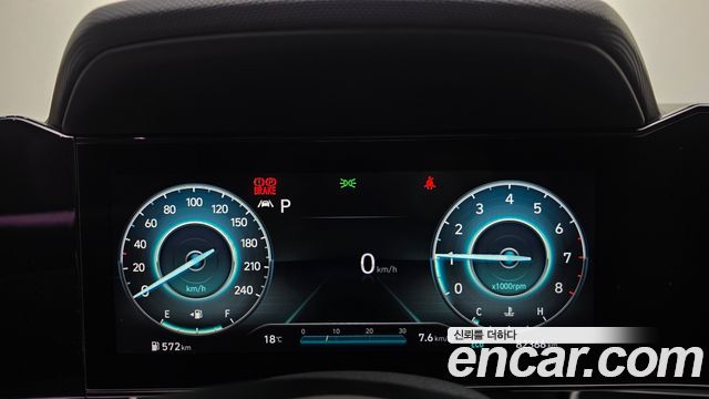 Hyundai AVANTE 2021 — photo 11