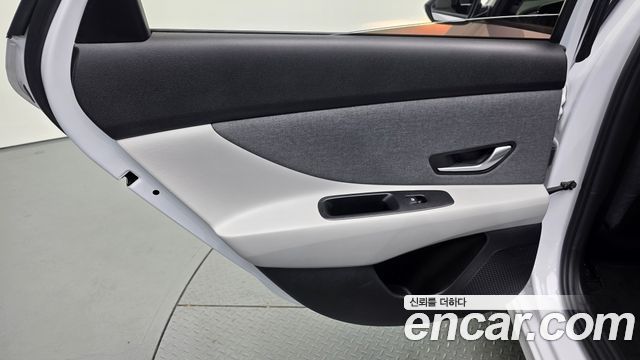 Hyundai AVANTE 2021 — photo 15