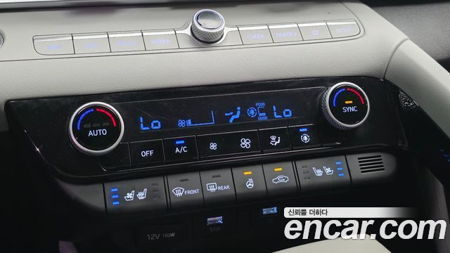 Hyundai AVANTE 2021 — photo 28