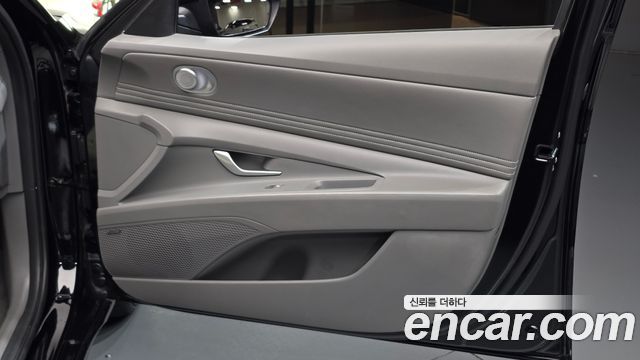 Hyundai AVANTE 2023 — photo 15