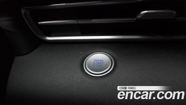 Hyundai AVANTE 2021 — photo 17