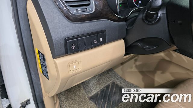 Kia Canival 2019 — photo 22