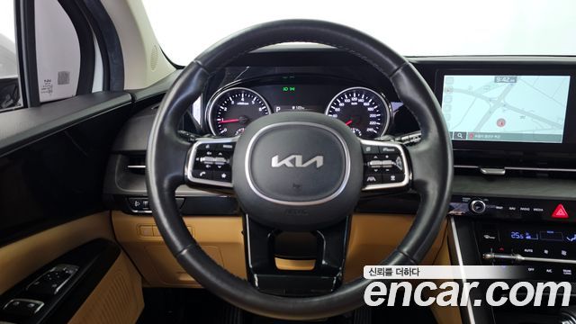 Kia Canival 2023 — photo 19