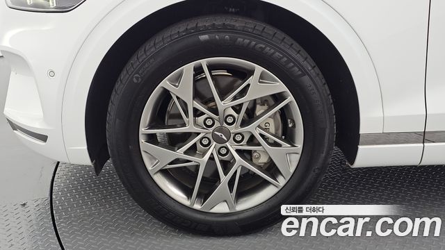 Genesis GV70 2023 — photo 5